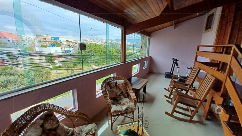 SOBRADO COM 302 M² | 3 DORMS | 2 SUÍTES | 3 VAGAS | JARDIM PALMIRA – GUARULHOS/SP Rua Jaime dos Santos Augusto Filho Guarulhos - 