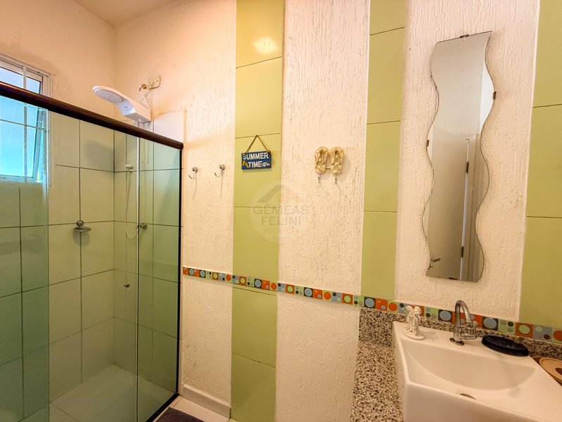 Casa aconchegante na Praia de Juquehy - VENDA E LOCAÇÃO DIÁRIA  São Sebastião - 