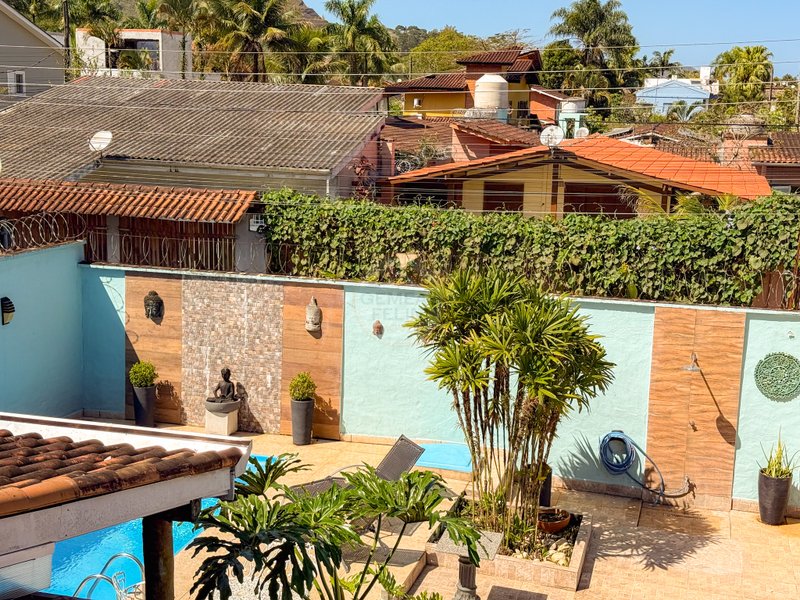 Casa aconchegante na Praia de Juquehy - VENDA E LOCAÇÃO DIÁRIA  São Sebastião - 