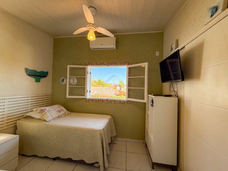 Casa aconchegante na Praia de Juquehy - VENDA E LOCAÇÃO DIÁRIA  São Sebastião - 