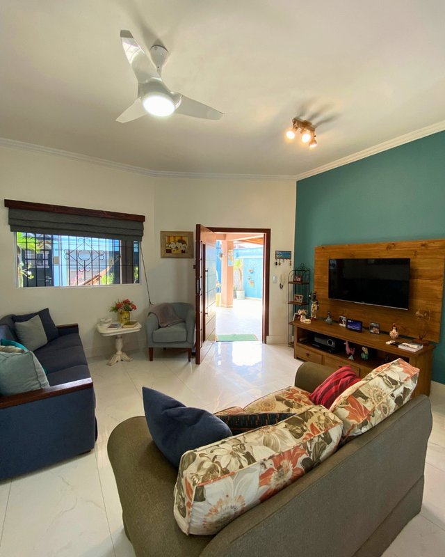 🏡 Casa Térrea Individual no Indaiá  Caraguatatuba - 