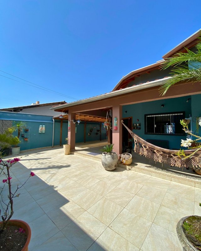 🏡 Casa Térrea Individual no Indaiá  Caraguatatuba - 