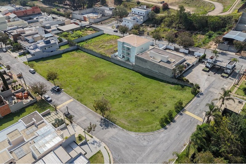 TERRENO Á VENDA - 595m - R$ 350.000 - CONDOMÍNIO GRAMADOS SOROCABA - Sorocaba SP Avenida Gabriel Seme Cury Sorocaba - 