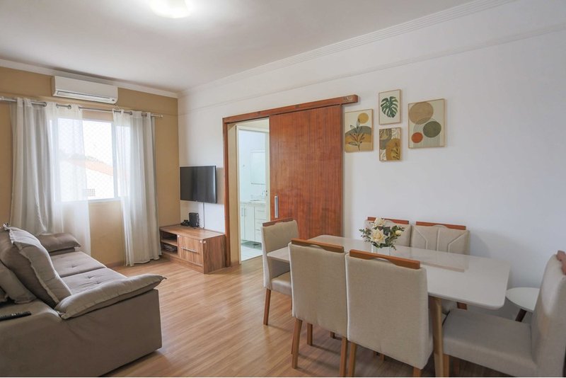 Apartamento Térreo à VENDA - 55m - 2 Dormitórios - Jd. Europa -  Sorocaba - SP Rua Tchecoslováquia Sorocaba - 