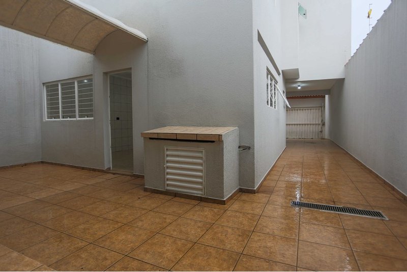 Casa à venda, 169m - 4 Dormitorios - 1 Suite - R$ 550.000 - Edícula - Wanel Ville Sorocaba Rua Luiz César Domingues Moraes Sorocaba - 