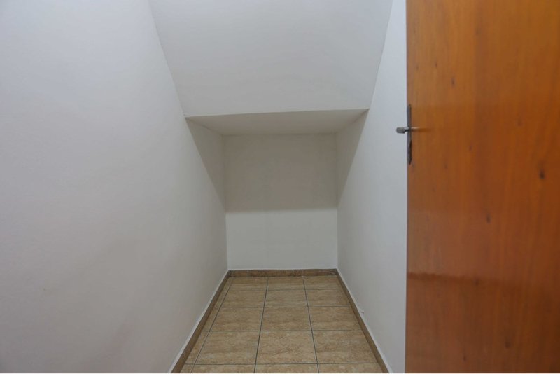 Casa à venda, 169m - 4 Dormitorios - 1 Suite - R$ 550.000 - Edícula - Wanel Ville Sorocaba Rua Luiz César Domingues Moraes Sorocaba - 