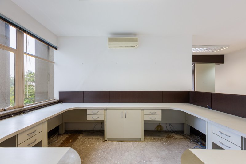 ALUGO OU VENDO CONJUNTO COMERCIAL – 234M2 – 6 VAGAS - BERRINI Avenida Engenheiro Luiz Carlos Berrini São Paulo - 