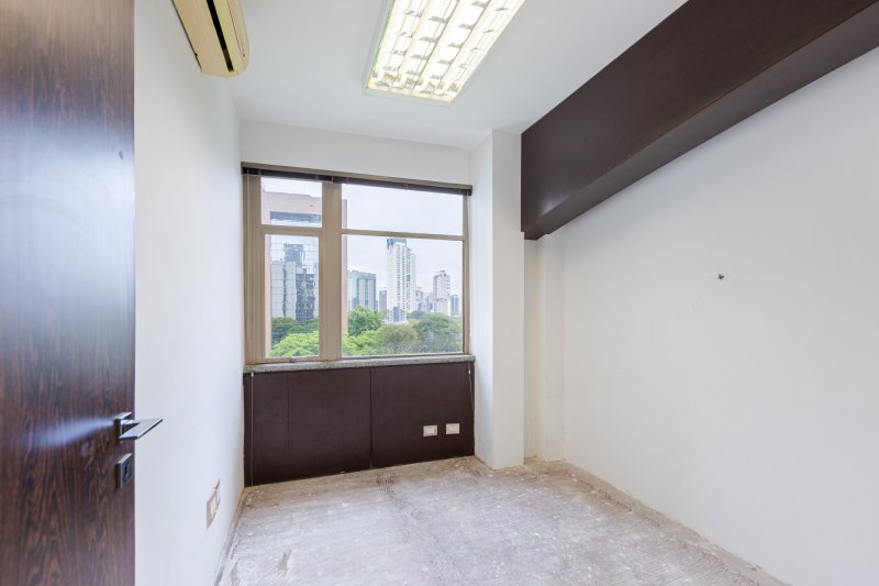 ALUGO OU VENDO CONJUNTO COMERCIAL – 234M2 – 6 VAGAS - BERRINI Avenida Engenheiro Luiz Carlos Berrini São Paulo - 