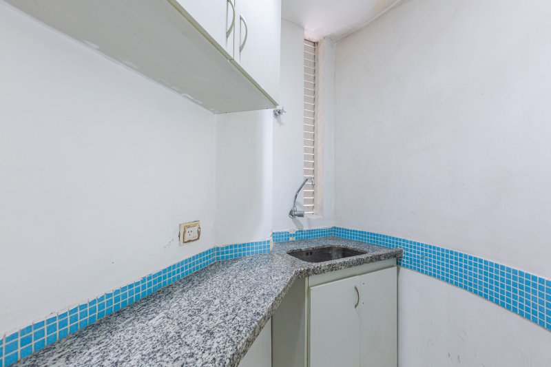 ALUGO OU VENDO CONJUNTO COMERCIAL – 234M2 – 6 VAGAS - BERRINI Avenida Engenheiro Luiz Carlos Berrini São Paulo - 