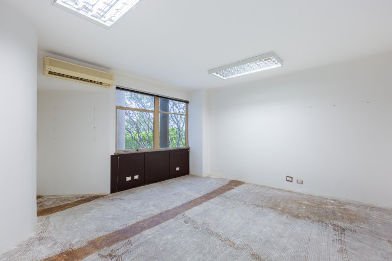 ALUGO OU VENDO CONJUNTO COMERCIAL – 234M2 – 6 VAGAS - BERRINI Avenida Engenheiro Luiz Carlos Berrini São Paulo - 