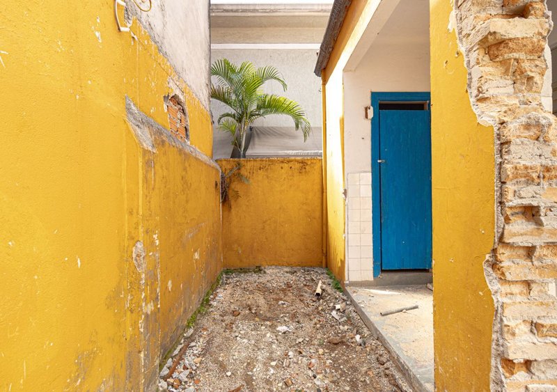 VENDO TERRENO PLANO - 120M2 COM 5M DE FRENTE - EXCELENTE LOCALIZAÇÃO Rua Estela São Paulo - 