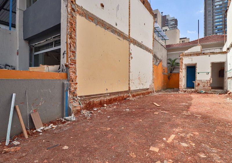 VENDO TERRENO PLANO - 120M2 COM 5M DE FRENTE - EXCELENTE LOCALIZAÇÃO Rua Estela São Paulo - 