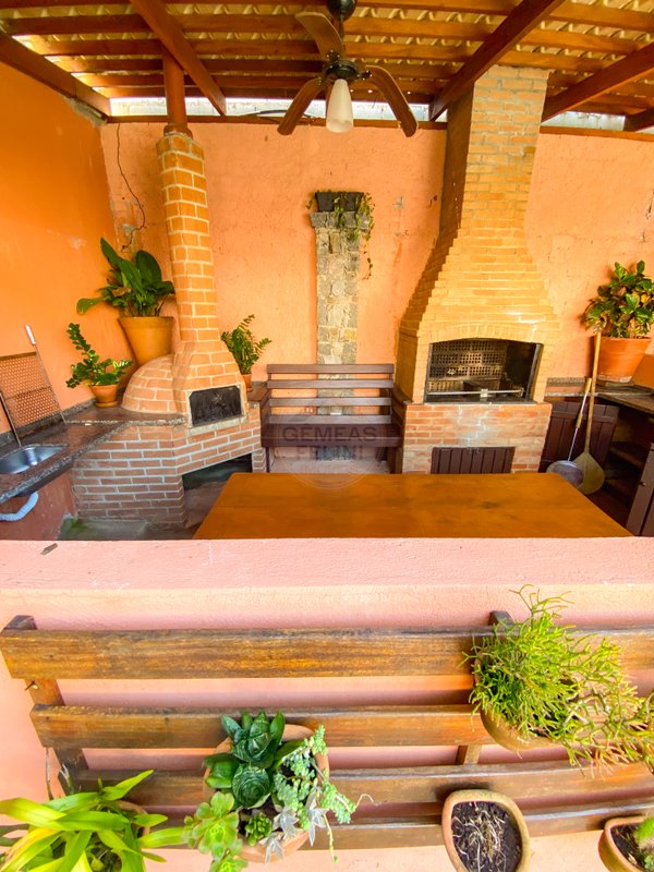 Casa em Condomínio na Praia de Juquehy - À VENDA  São Sebastião - 