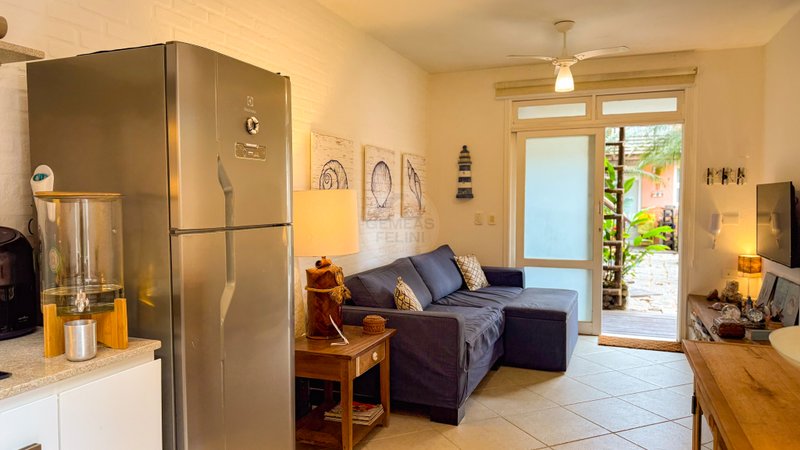 Viva o privilégio de estar a poucos passos do mar em Juquehy - À VENDA  São Sebastião - 