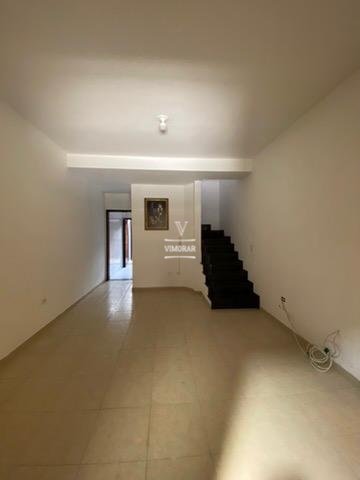 Casa t&eacute;rrea 2 dormit&oacute;rios sendo 1 su&iacute;te + 2 vagas de garagem  Guarulhos - 