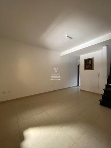 Casa t&eacute;rrea 2 dormit&oacute;rios sendo 1 su&iacute;te + 2 vagas de garagem  Guarulhos - 