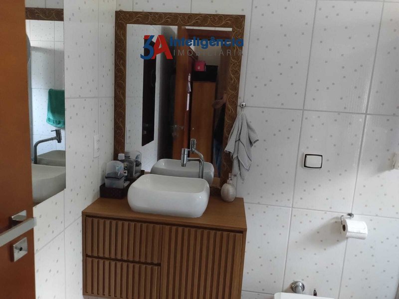 SOBRADO JARDIM SANTA MARCIA – VOTORANTIM  Votorantim - 