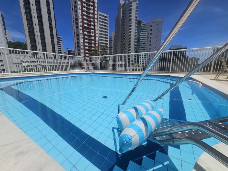 APARTAMENTO COBERTURA 4 QUARTOS SUÍTE VARANDA LAVABO PISCINA 4 GARAGENS À VENDA NA GRAÇA! Rua Santa Rita de Cássia Salvador - 