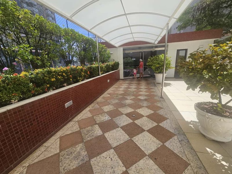 APARTAMENTO COBERTURA 4 QUARTOS SUÍTE VARANDA LAVABO PISCINA 4 GARAGENS À VENDA NA GRAÇA! Rua Santa Rita de Cássia Salvador - 