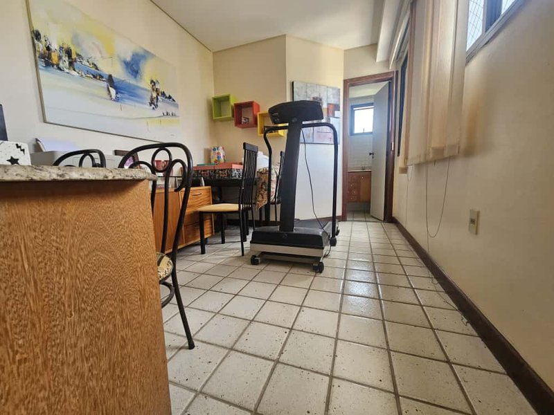 APARTAMENTO COBERTURA 4 QUARTOS SUÍTE VARANDA LAVABO PISCINA 4 GARAGENS À VENDA NA GRAÇA! Rua Santa Rita de Cássia Salvador - 