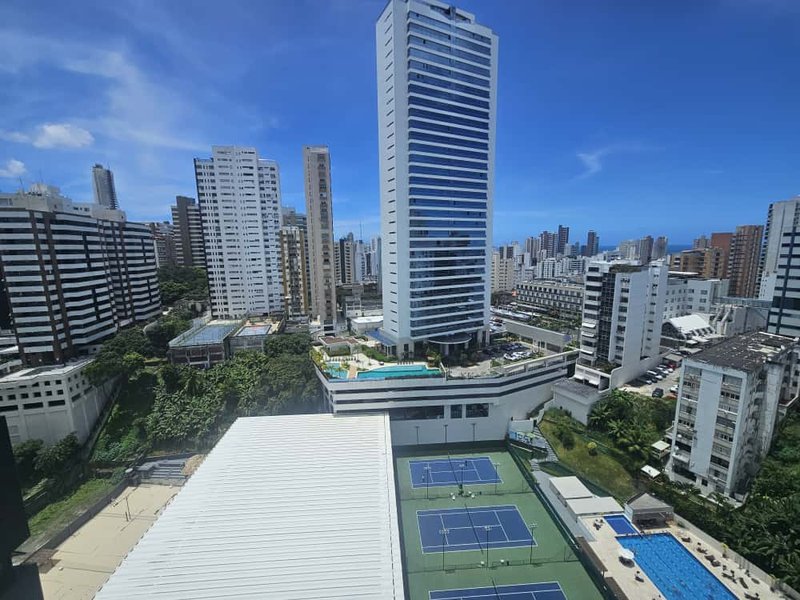 APARTAMENTO COBERTURA 4 QUARTOS SUÍTE VARANDA LAVABO PISCINA 4 GARAGENS À VENDA NA GRAÇA! Rua Santa Rita de Cássia Salvador - 