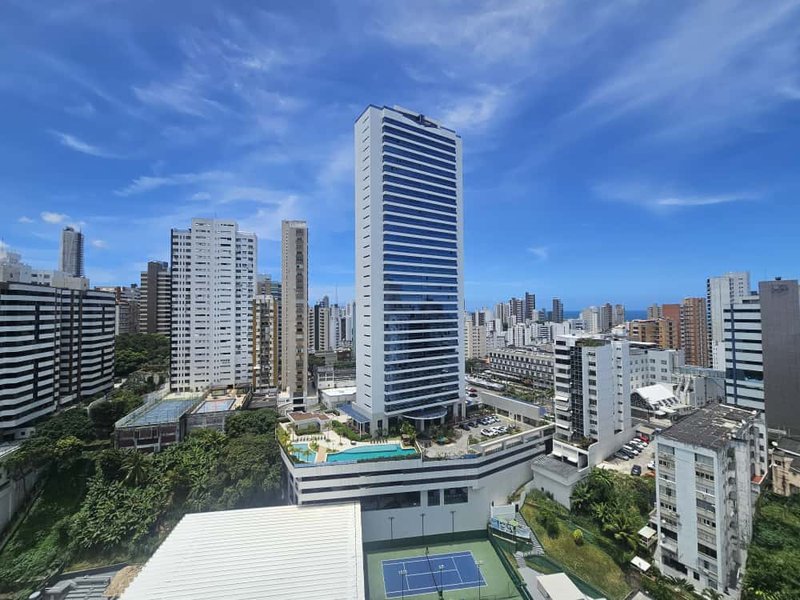 APARTAMENTO COBERTURA 4 QUARTOS SUÍTE VARANDA LAVABO PISCINA 4 GARAGENS À VENDA NA GRAÇA! Rua Santa Rita de Cássia Salvador - 