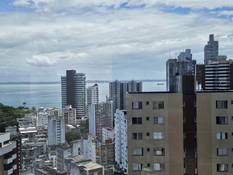APARTAMENTO COBERTURA 4 QUARTOS SUÍTE VARANDA LAVABO PISCINA 4 GARAGENS À VENDA NA GRAÇA! Rua Santa Rita de Cássia Salvador - 
