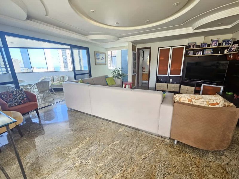APARTAMENTO COBERTURA 4 QUARTOS SUÍTE VARANDA LAVABO PISCINA 4 GARAGENS À VENDA NA GRAÇA! Rua Santa Rita de Cássia Salvador - 