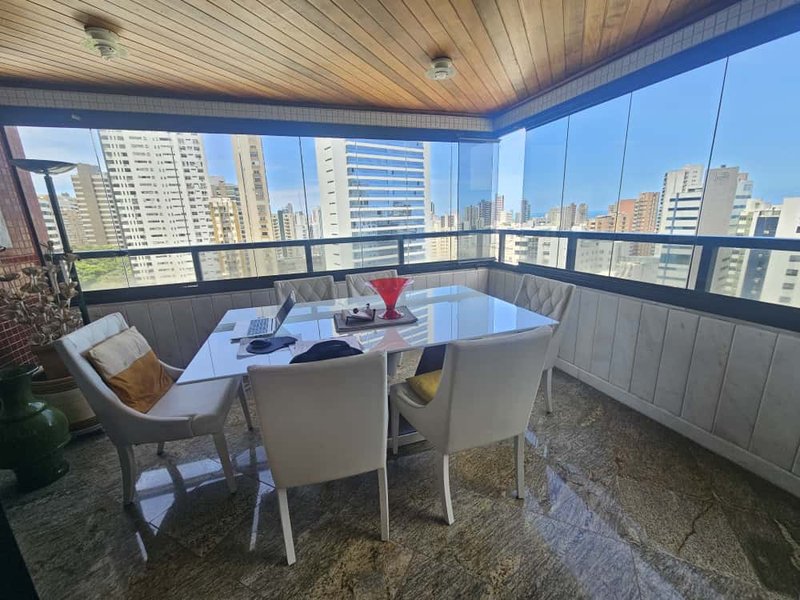 APARTAMENTO COBERTURA 4 QUARTOS SUÍTE VARANDA LAVABO PISCINA 4 GARAGENS À VENDA NA GRAÇA! Rua Santa Rita de Cássia Salvador - 