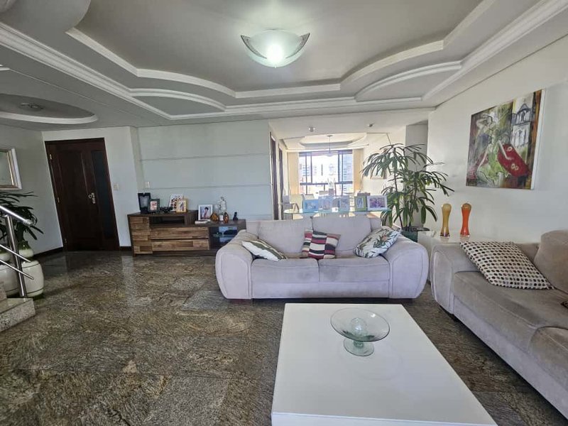 APARTAMENTO COBERTURA 4 QUARTOS SUÍTE VARANDA LAVABO PISCINA 4 GARAGENS À VENDA NA GRAÇA! Rua Santa Rita de Cássia Salvador - 