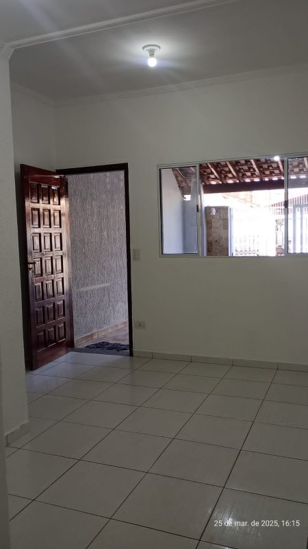 Sobrado à Venda – Bairro Princesa | Praia Grande/SP Rua Norberto Florêncio dos Anjos Praia Grande - 