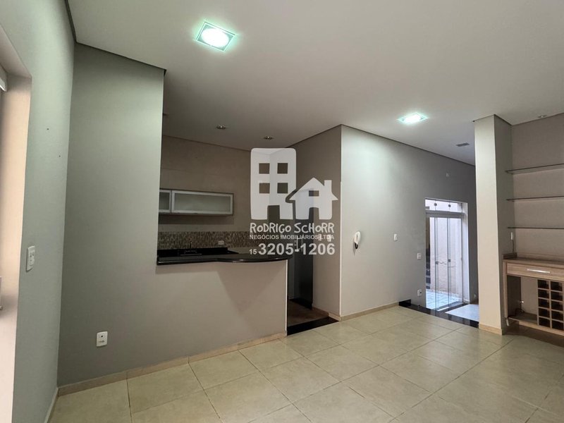Sobrado para locação Jd Mantovanni – 3 quartos (1 suíte) com varanda + área gourmet  Tatuí - 