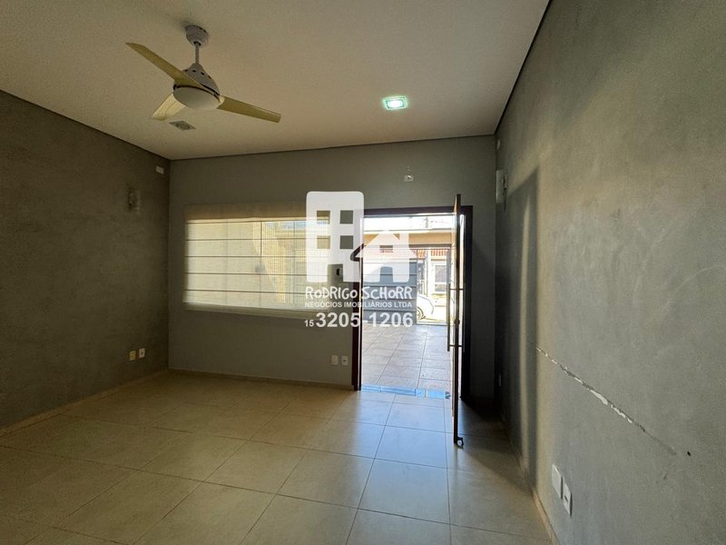 Sobrado para locação Jd Mantovanni – 3 quartos (1 suíte) com varanda + área gourmet  Tatuí - 