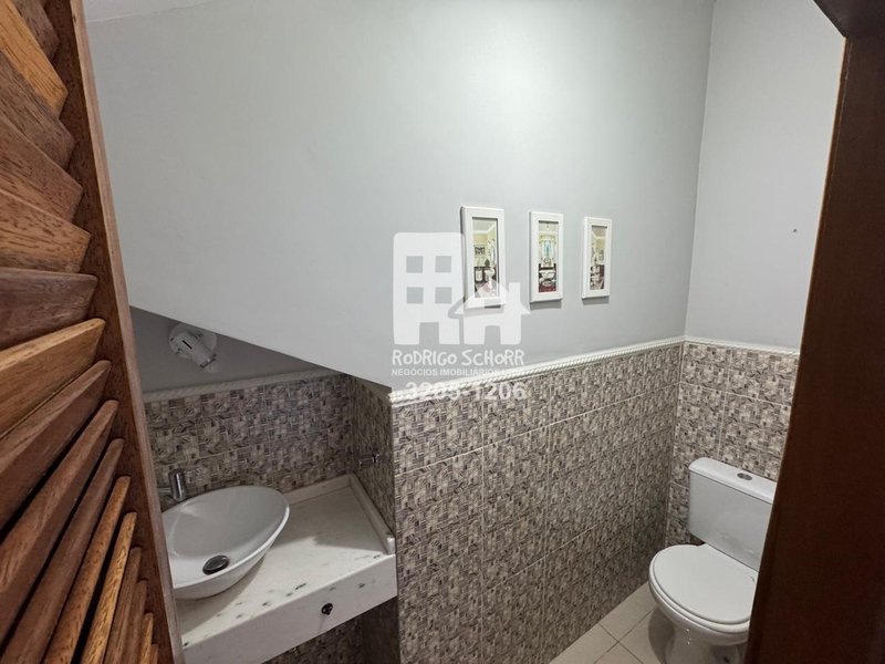 Sobrado para locação Jd Mantovanni – 3 quartos (1 suíte) com varanda + área gourmet  Tatuí - 