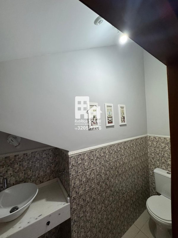 Sobrado para locação Jd Mantovanni – 3 quartos (1 suíte) com varanda + área gourmet  Tatuí - 