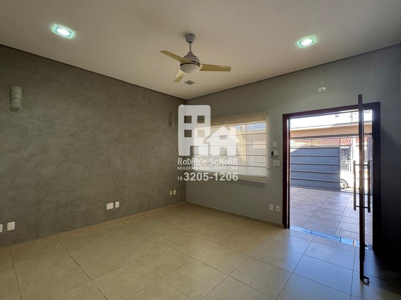 Sobrado para locação Jd Mantovanni – 3 quartos (1 suíte) com varanda + área gourmet  Tatuí - 