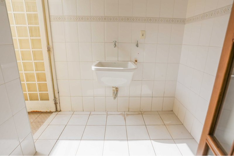 Apartamento À Venda, 79m - 2 Dorm. 1 Suite - R$ 280.000 - Garden Jardim Simus -Sorocaba SP Alameda das Angélicas Sorocaba - 