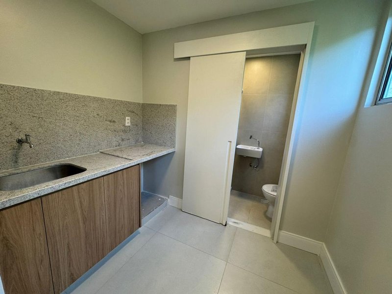 APARTAMENTO NASCENTE 3 QUARTOS SUÍTE CLOSET ROUPARIA GARAGEM À VENDA EM ONDINA! Avenida Anita Garibaldi Salvador - 