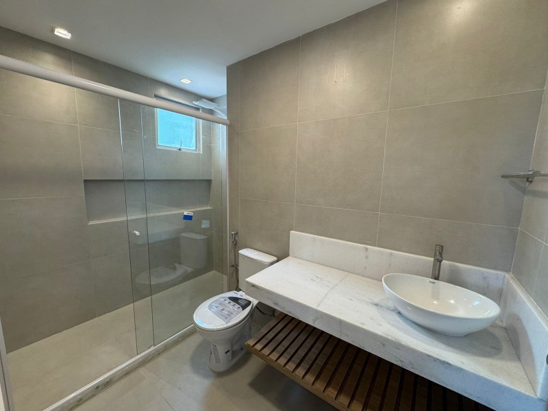 APARTAMENTO NASCENTE 3 QUARTOS SUÍTE CLOSET ROUPARIA GARAGEM À VENDA EM ONDINA! Avenida Anita Garibaldi Salvador - 