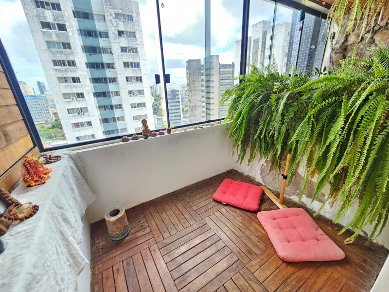 APARTAMENTO 2 QUARTOS SUÍTE VARANDA ESCRITÓRIO GARAGEM À VENDA NA GRAÇA! Rua Catharina Paraguassú Salvador - 