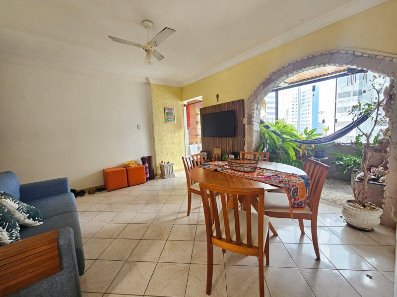 APARTAMENTO 2 QUARTOS SUÍTE VARANDA ESCRITÓRIO GARAGEM À VENDA NA GRAÇA! Rua Catharina Paraguassú Salvador - 