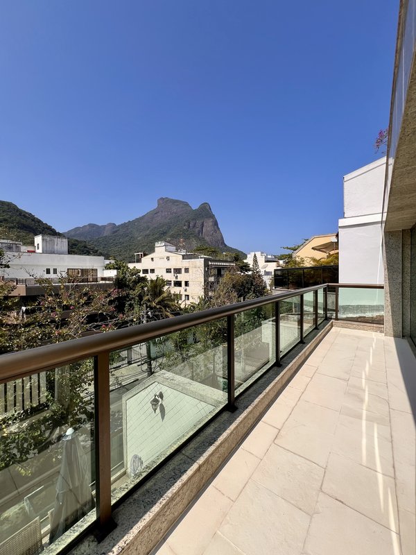 Cobertura duplex com vista para Pedra da Gávea  Rio de Janeiro - 