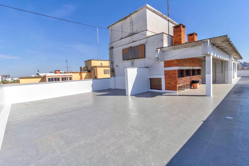 R$ 345.000 - INVESTIMENTO - APARTAMENTO - REFORMADO - 65M2 - 2 DORM - 2 VAGAS INDIVIDUAIS Avenida Venâncio Aires Porto Alegre - 