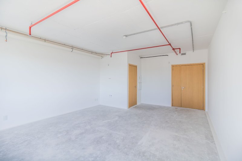 R$ 400.000 - MEDPLEX SUL - EXCELENTE SALA COMERCIAL - 39M2 - ANDAR ALTO - BLANC HOSPITAL Rua Gomes Jardim Porto Alegre - 