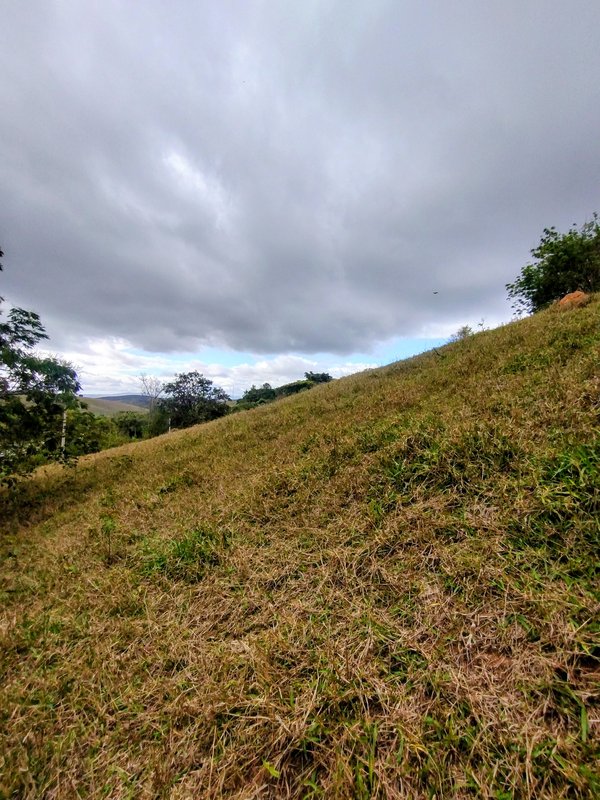 Ótimo terreno à venda no bairro do Pinhal  Santa Isabel - 