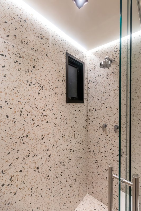 APARTAMENTO REFORMADO À VENDA NA VILA OLÍMPIA - 80M2 - ESPECIAL! Rua Santa Justina São Paulo - 