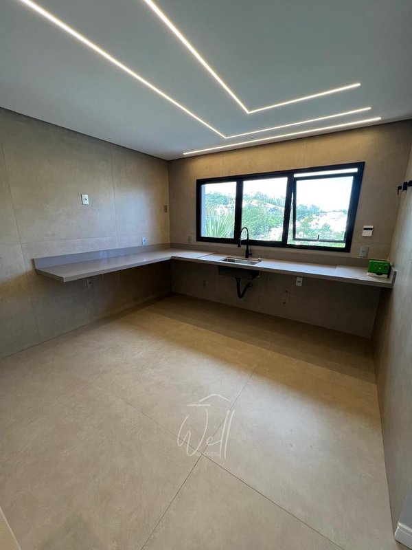 Casa no Condomínio Swiss Park em SBC  - 465m2 -  04 Suítes - 04 vagas Avenida Omar Daibert São Bernardo do Campo - 
