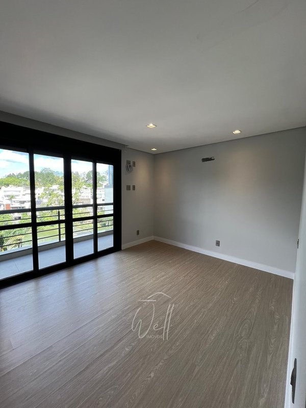 Casa no Condomínio Swiss Park em SBC  - 465m2 -  04 Suítes - 04 vagas Avenida Omar Daibert São Bernardo do Campo - 