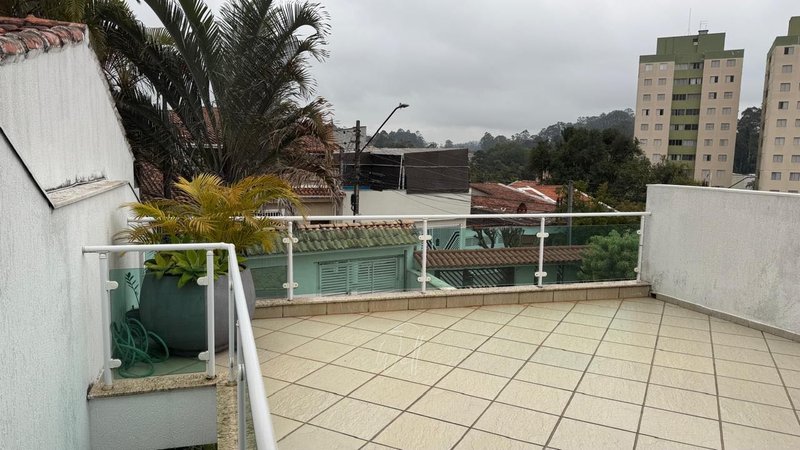 Casa térrea no Parque Terra Nova I em SBC 200m2 - 03 dorms - 03 vagas  São Bernardo do Campo - 