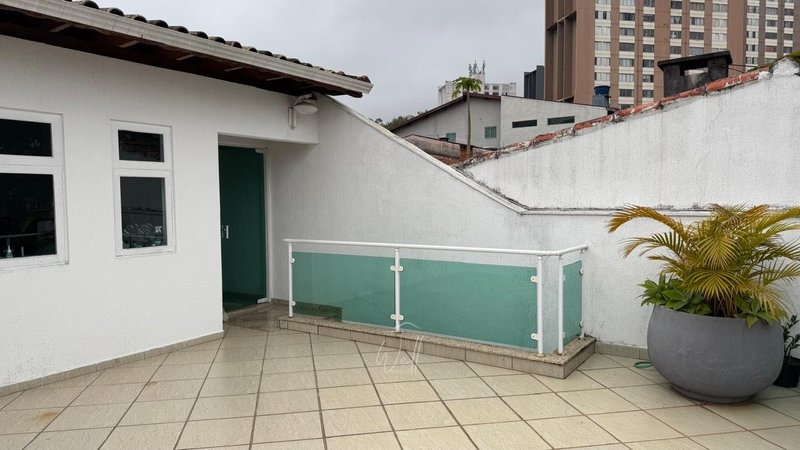 Casa térrea no Parque Terra Nova I em SBC 200m2 - 03 dorms - 03 vagas  São Bernardo do Campo - 